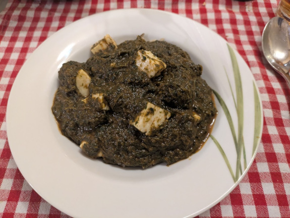Saag Halloumi